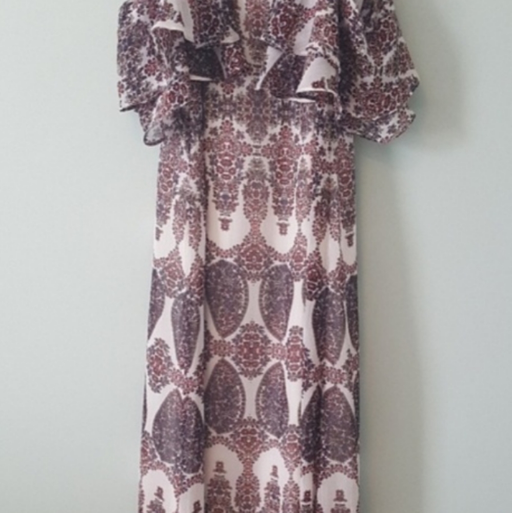 Banana Republic Off the Shoulder Maxi Dress - Picture 3 of 3